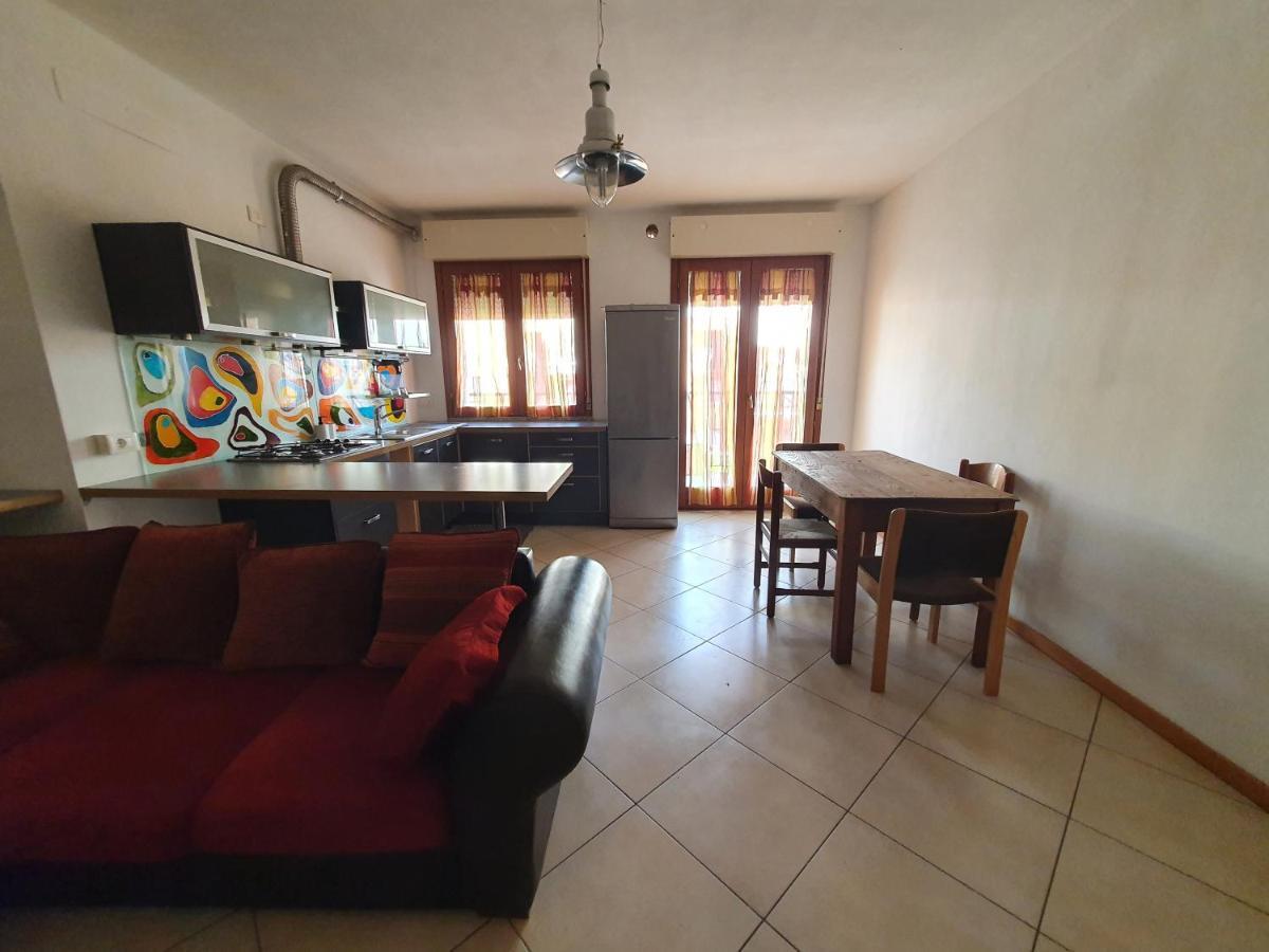 Апартаменты Casafabio 7Min To Garda Lake Кастильоне-делле-Стивьере Экстерьер фото