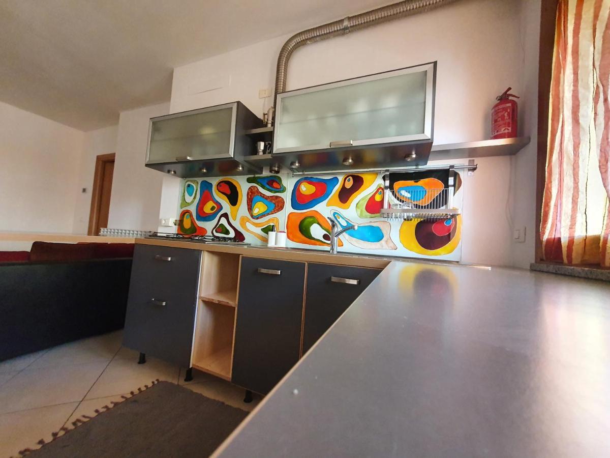 Апартаменты Casafabio 7Min To Garda Lake Кастильоне-делле-Стивьере Экстерьер фото